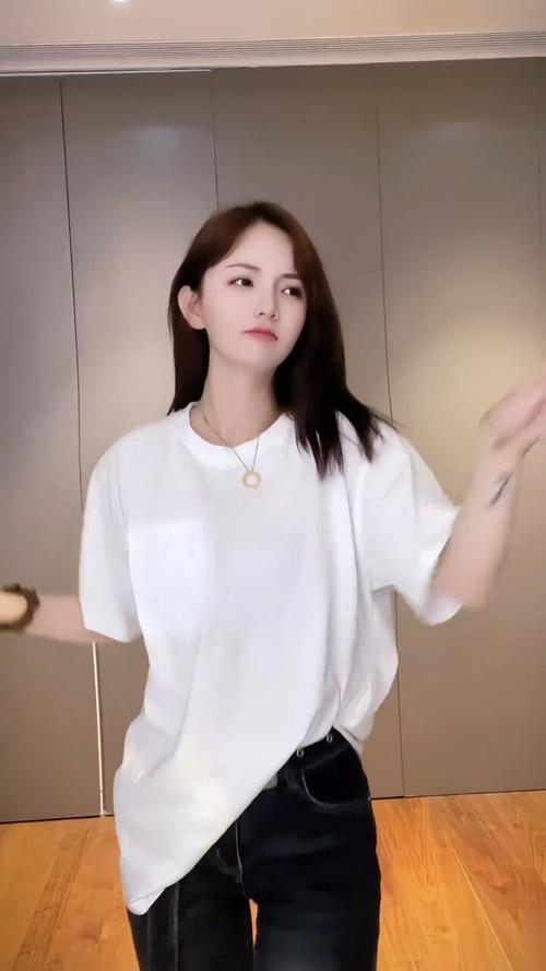 忙完工作室喝茶说说